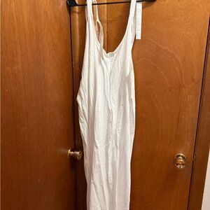 White Sleeveless Maxi Dress